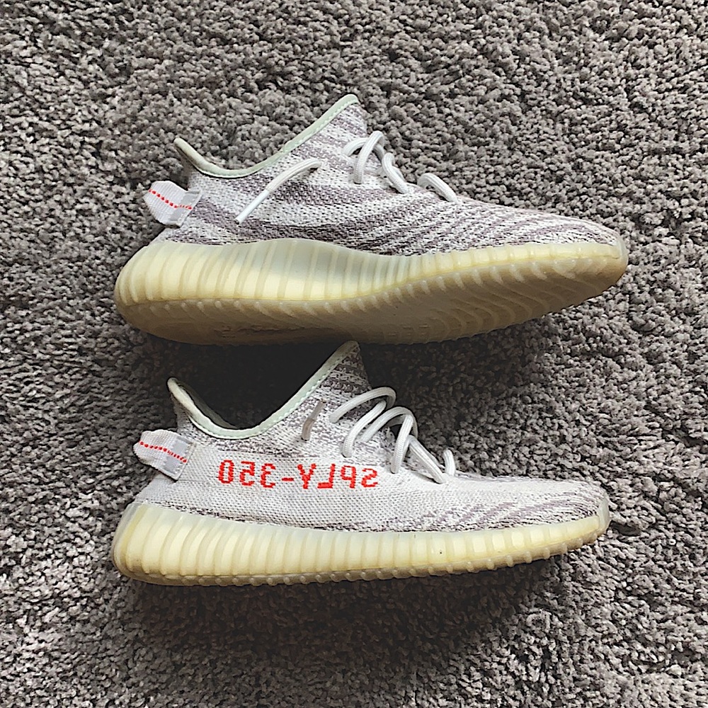 Authentic Size 9 Yeezy Blue Tint - 8/10 Quality - All Slight Scuffs Are Pictured